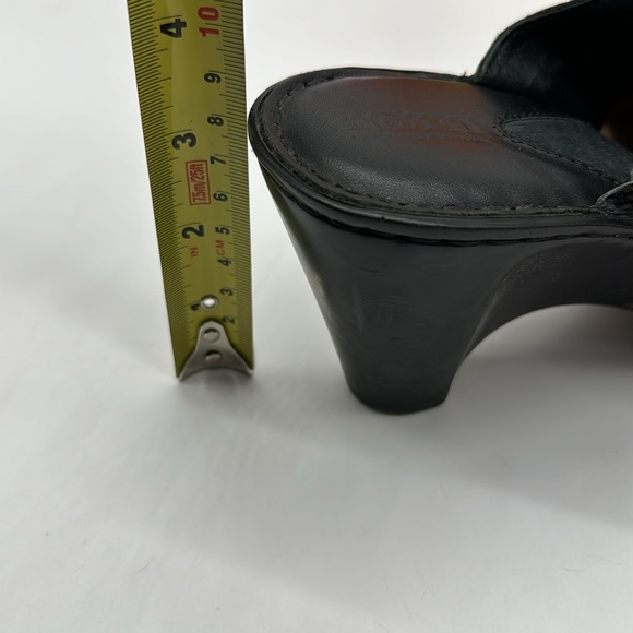Born Black Leather Mule Heeled Clog Size 9 CM6883E - Picture 4 of 8